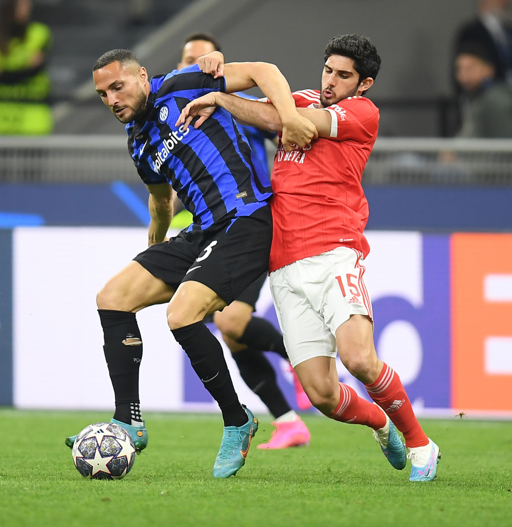 湖人101-105雄鹿迎2喜2忧